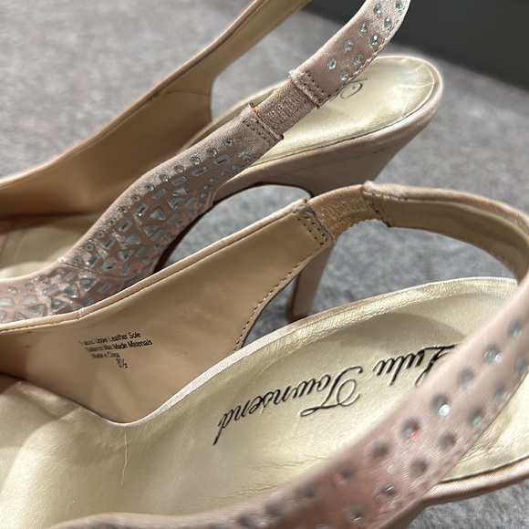 Heels - Picture 9 of 9